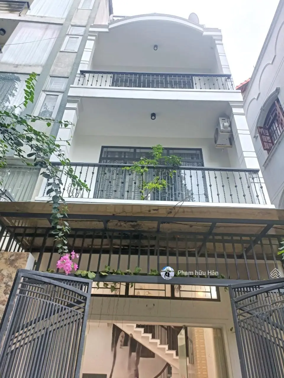 Bán gấp nhà xe hơi né nhau diện tích 4.5 x 13m đường Thành Thái quận 10 giá chỉ 11 tỷ, 3 lầu