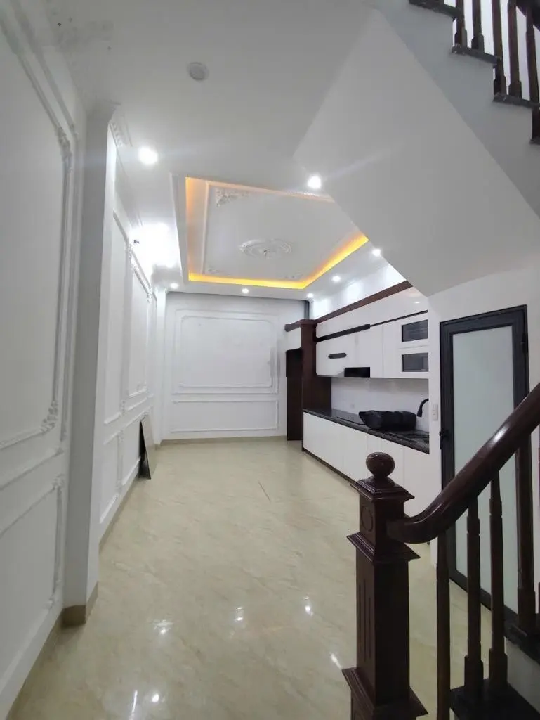 Bán Nhà: Ngọc Hồi, 65m2,5 tầng,6 ngủ,thang máy,cách BX Nước Ngầm 0.9km,3 bước ra oto tránh.Hơn 7 tỷ