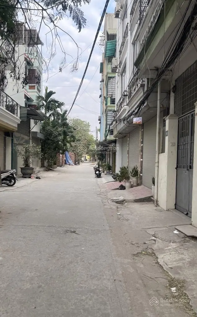 Bán nhà riêng, dân xây, 46m2, ngõ rộng thoáng, gần phố, nhiều tiện ích Tân Mai
