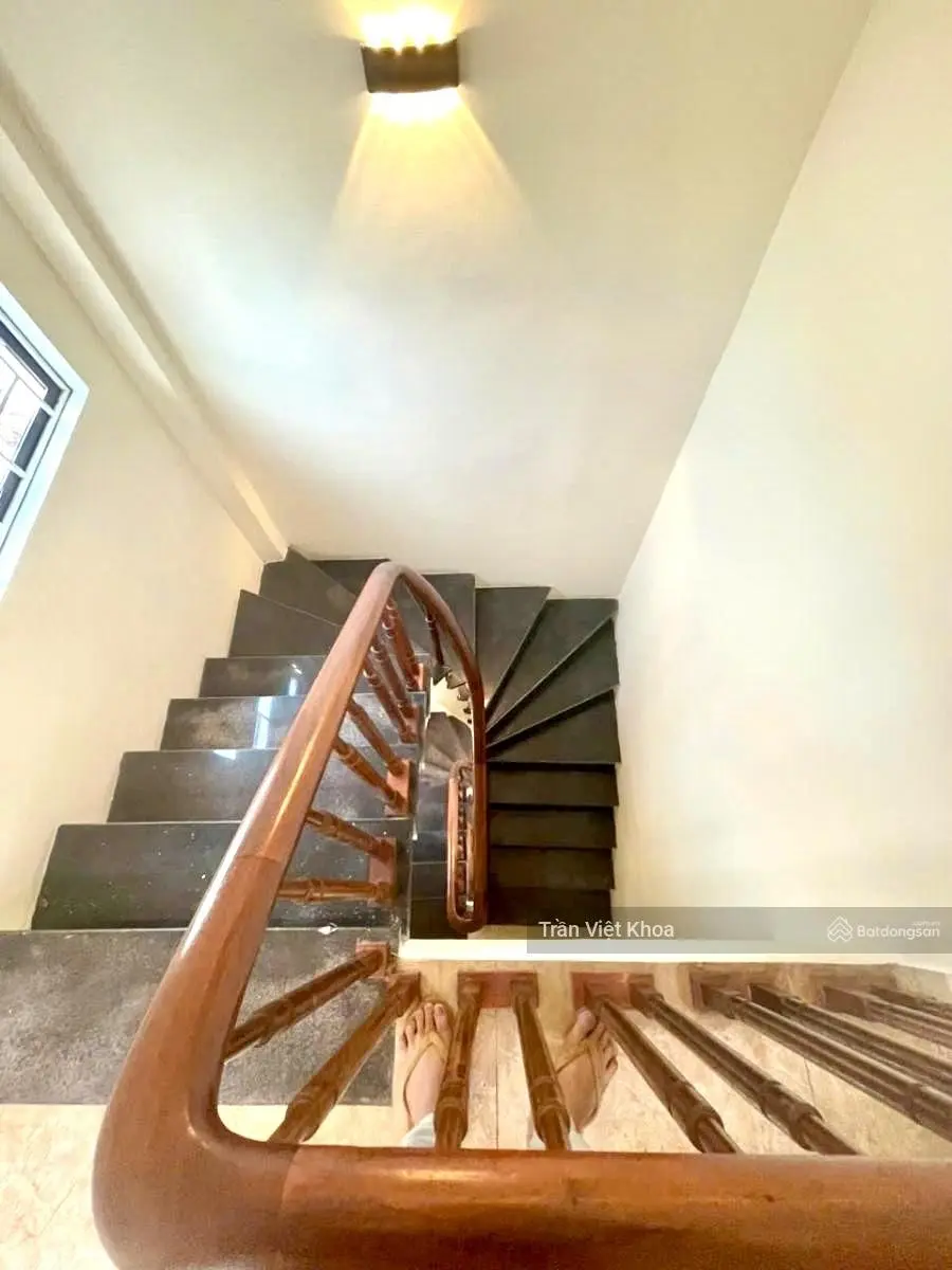 Bán nhà 5 tầng đẹp 33m2 - Hà Trì, Hà Đông - Giá 5.9 tỷ