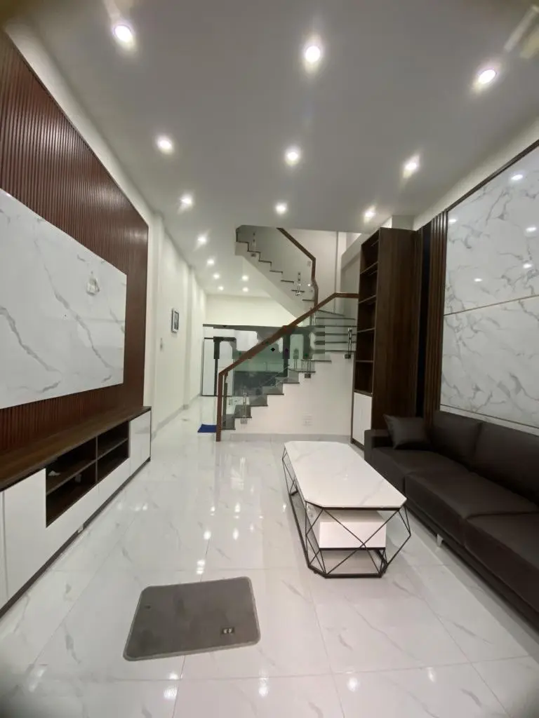 Hiếm, Siêu Phẩm Gần Ngô Thì Nhậm 40m2 - 4 tầng - vị trí đỉnh, ô tô đỗ cửa, chỉ 9tỷ65
