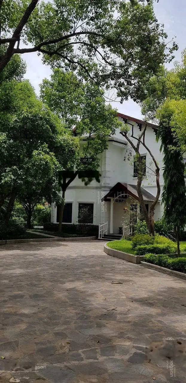 Bán căn biệt thự nhà vườn. 1400m2 full thổ cư