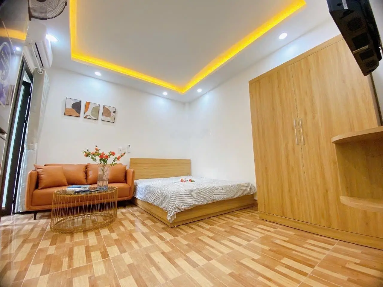 Bán nhà Nguyễn Trãi - Gần Royal City, Ngõ Nông Cực Hiếm - 53m² - Giá 8.4 Tỷ