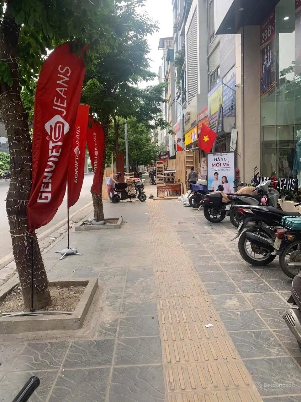 Bán Mặt phố Minh Khai, Hai Bà Trưng . DT 46m2 2Tầng Mặt tiền 5m. giá: 22.5 tỷ.LH 0383 426 ***