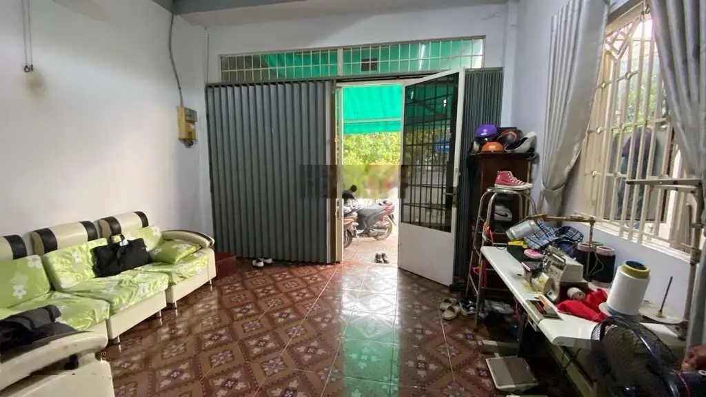 HXH 8M - nhà C4 - lô góc - mặt tiền KD - Phước Bình - Q9 - 2tầng - (52m2) 5.4m x 10m - giá 4.85tỷ