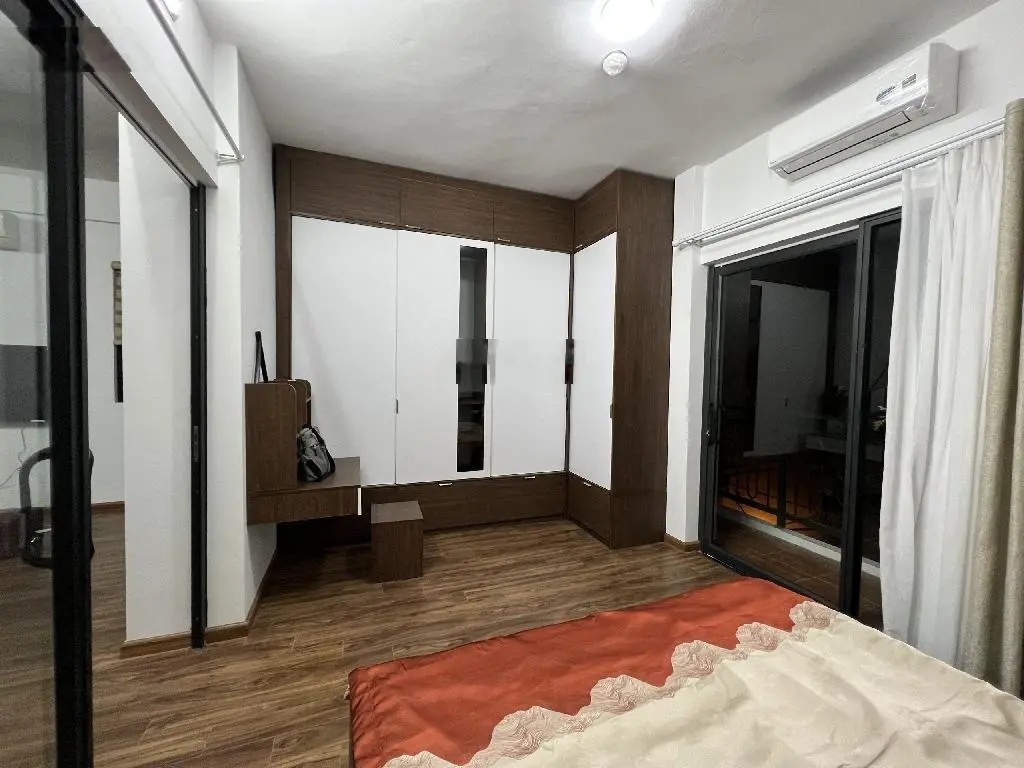 Bán nhà phố Thái Thịnh 1, lô góc, ô tô, kinh doanh sầm uất 4 tầng - 75m2 - MT 5.2m - 22 tỷ