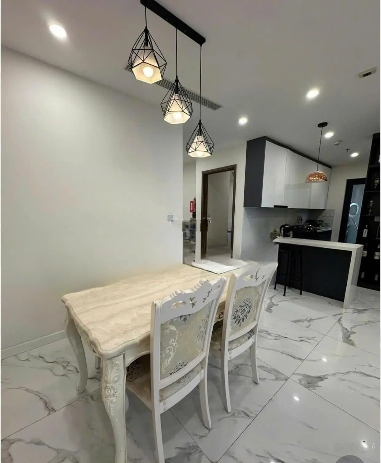 Bán căn hộ chung cư giá cực chất tại Sunshine City, 8 tỷ, 98m2, 3 PN