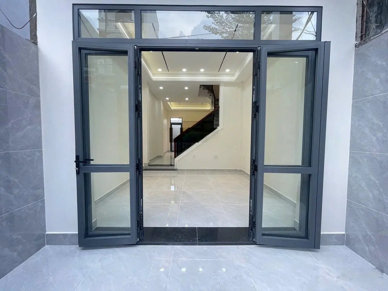 8,597 tỷ 56 nhà mới 4 tầng hiệp binh Phước thủ Đức gần vạn phúc