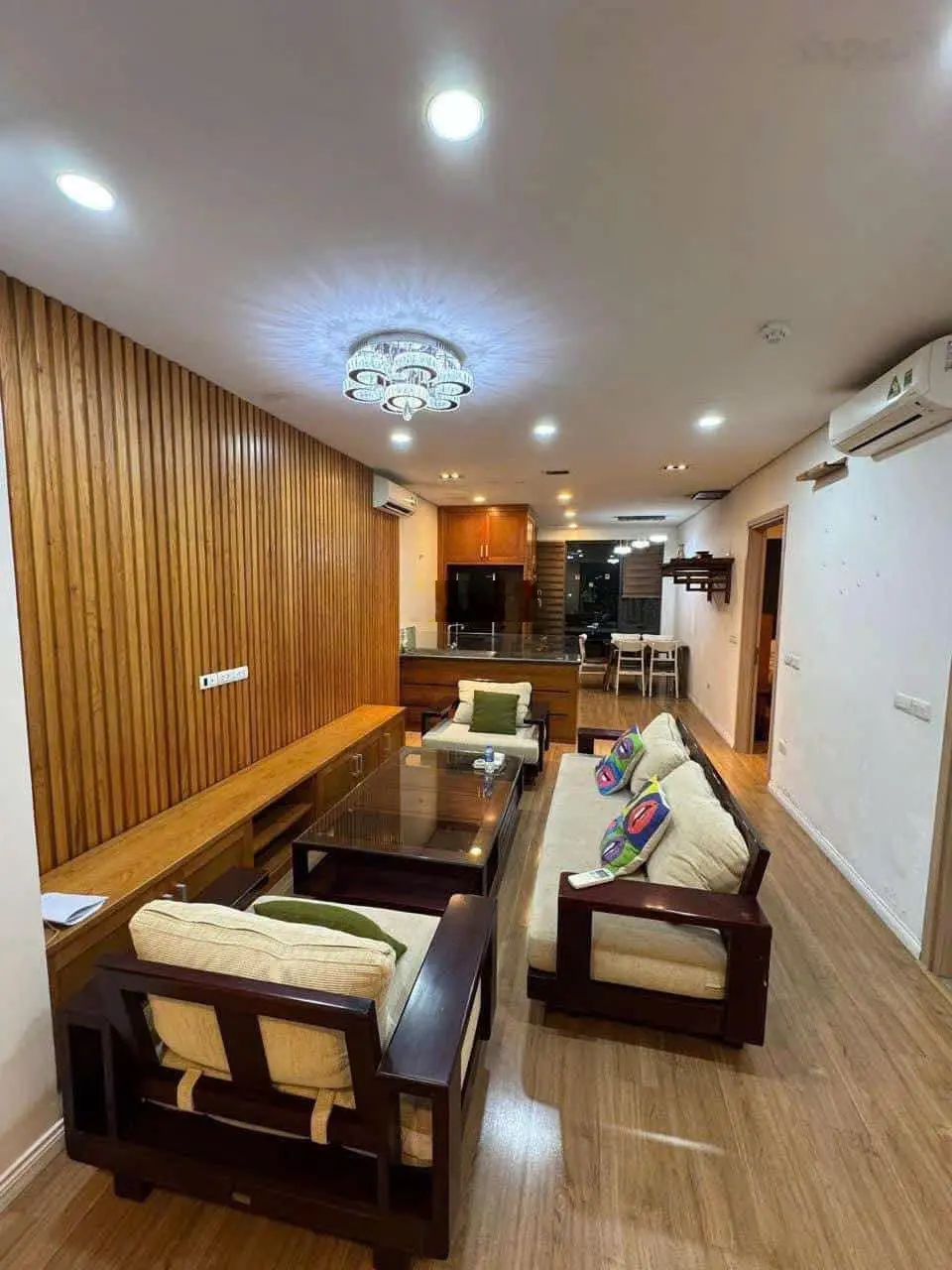 Bán căn hộ 2pn đầy đủ nội thất tại mipec riverside, giá 5 tỷ, 84m2