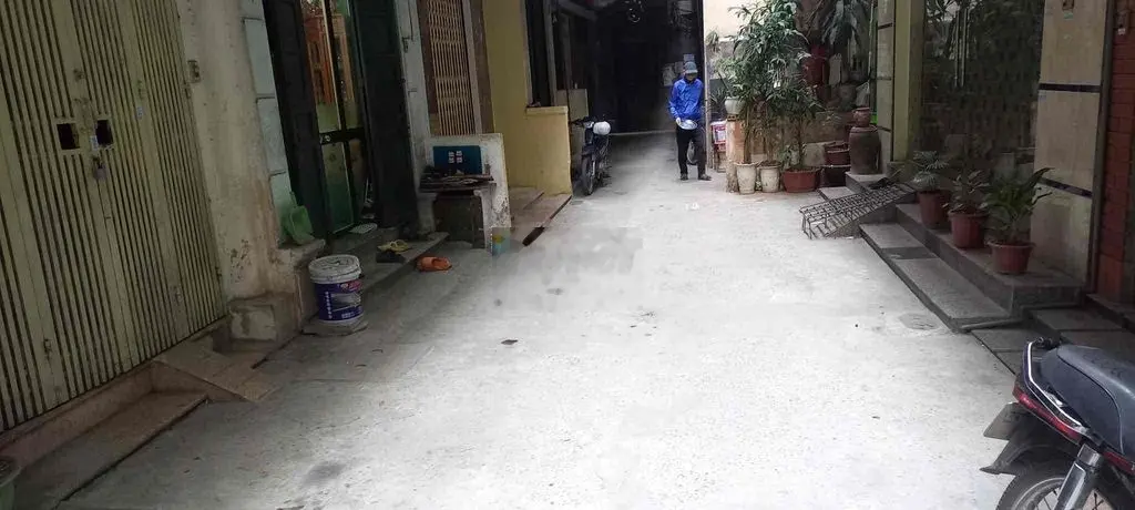 Sổ đỏ tên tôi bán nhà ngõ THỊNH HÀO 2 ngõ thông 2 ngủ 2wc trước nhà 2m