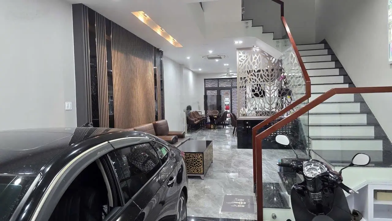 Bán nhà MT đường Số 17B, khu Tên Lửa Aeon Mall ,5 x 20m, 3.5 tấm, giá 15.5 tỷ. nhà siêu đẹp giá tốt