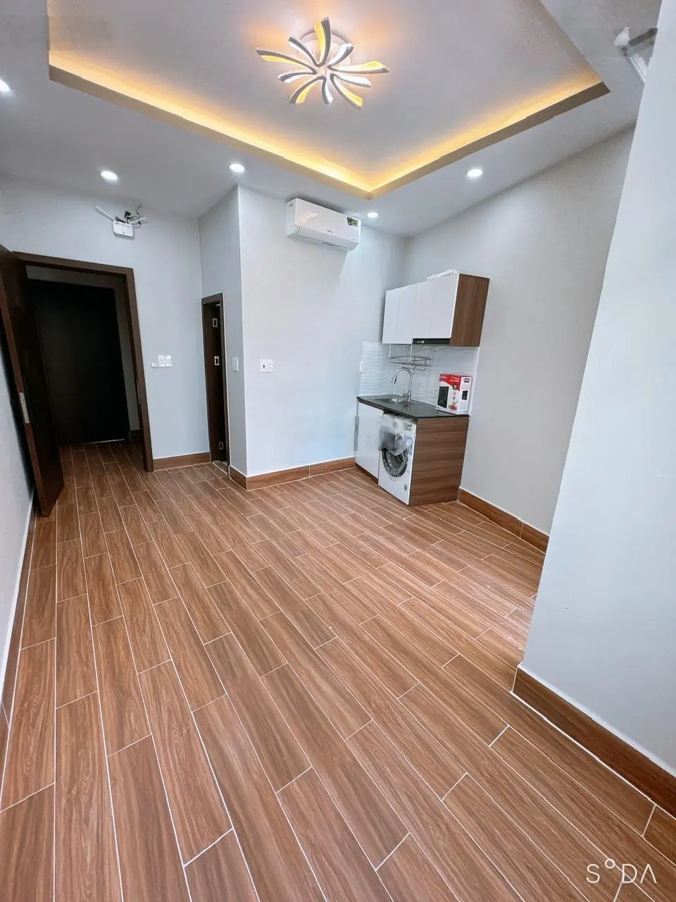 Bán nhà riêng giá siêu hời tại Hàn Hải Nguyên, 8,9 tỷ, 56m2, 7PN, 7WC, 4 tầng, Q11, HCM