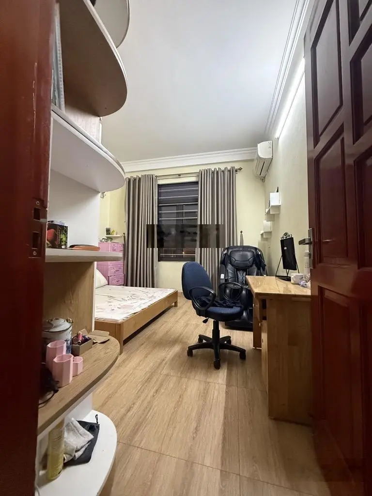Bán nhà đàn quang trung - long biên, 50m, 3 tầng, nhà dân xây, mặt ngõ thông gần oto, giá 7ty4