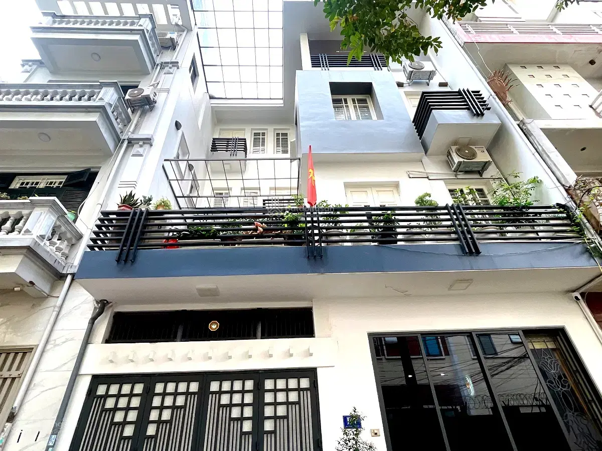Bán nhà phân lô vip đường Bưởi - gara ô tô, vỉa hè rộng, khu dân trí cao - 71m2 x 4T - nhỉnh 25 tỷ