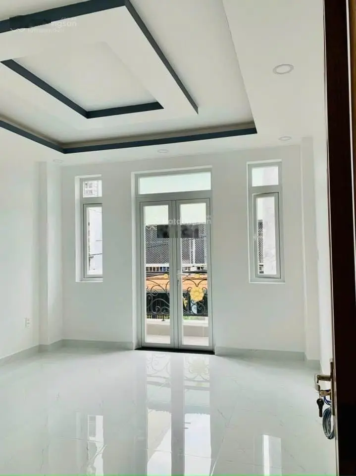 Chủ gửi bán ra căn nhà Đinh Điền, Tân Bình - 56m2 - Cách chợ Phạm Văn Hai 20m, sổ riêng