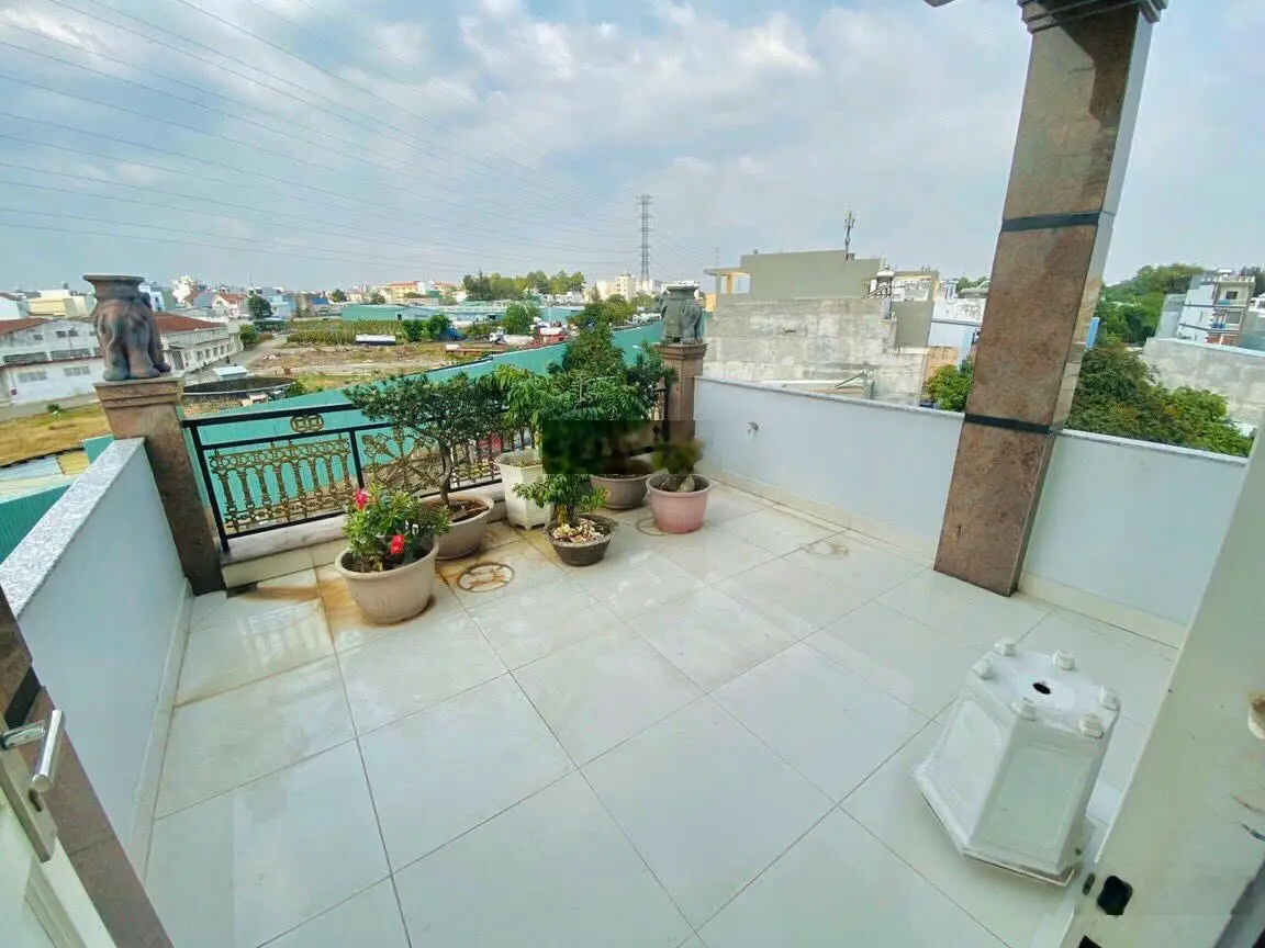 Mặt tiền Trương Văn Hải - 4 tầng lầu kiên cố