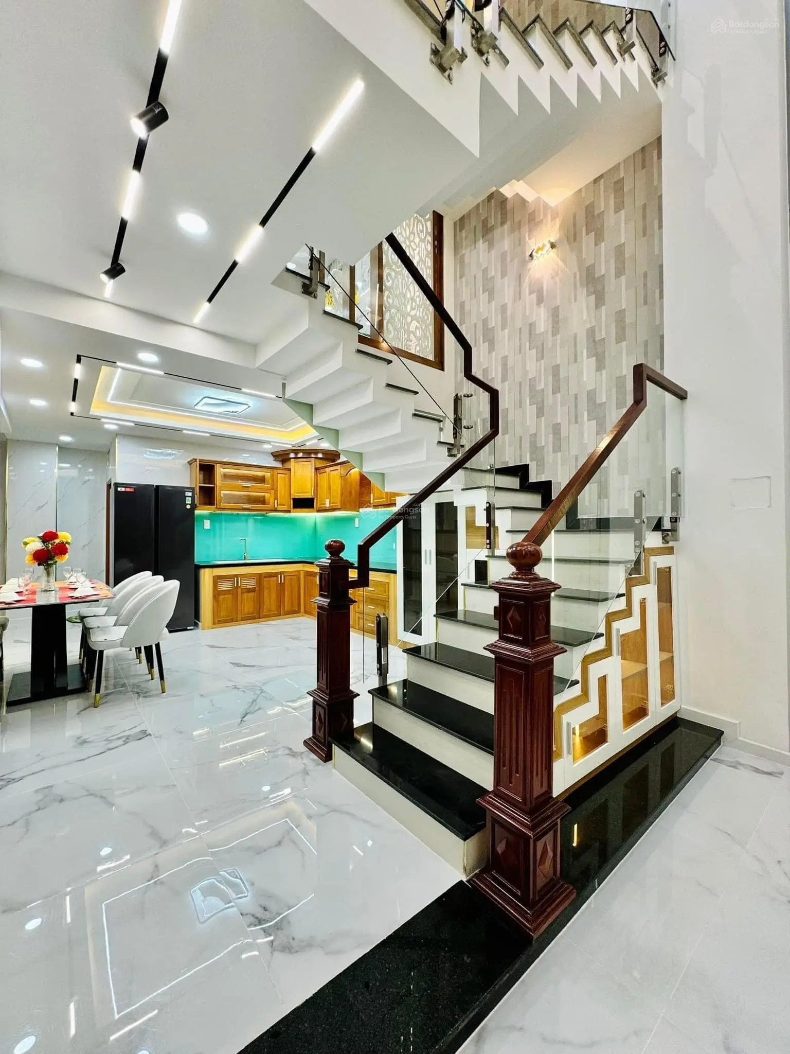 Siêu phẩm ngay Dream Home 3 tầng 4,5x15m Phạm Văn Chiêu GV
