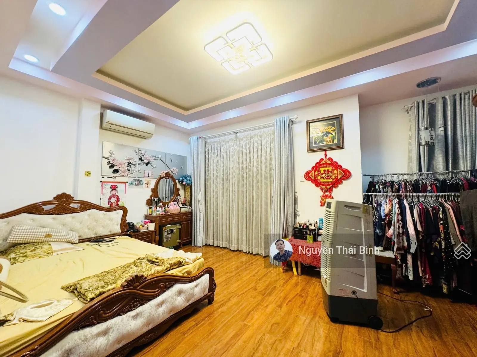 Trung tâm quận 3 - xe hơi 4 chỗ đậu trước nhà - 5 tầng btct mới ở ngay nhỉnh 5 tỷ ( nợ bank)