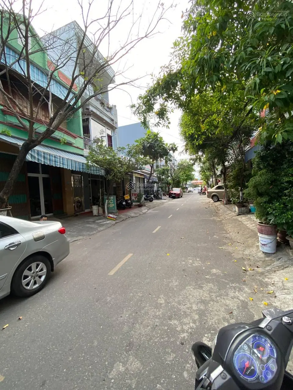 Bán nhà mặt tiền Vũ QUỳnh, sát Biển Nguyễn Tất Thành, DT 75m2 giá 4,85 tỷ tl