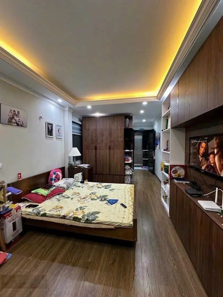 Bán nhà mặt phố Hoàng Mai - thang máy - kinh doanh. DT 37m2 x 6 tầng - nhỉnh 8.5 tỷ
