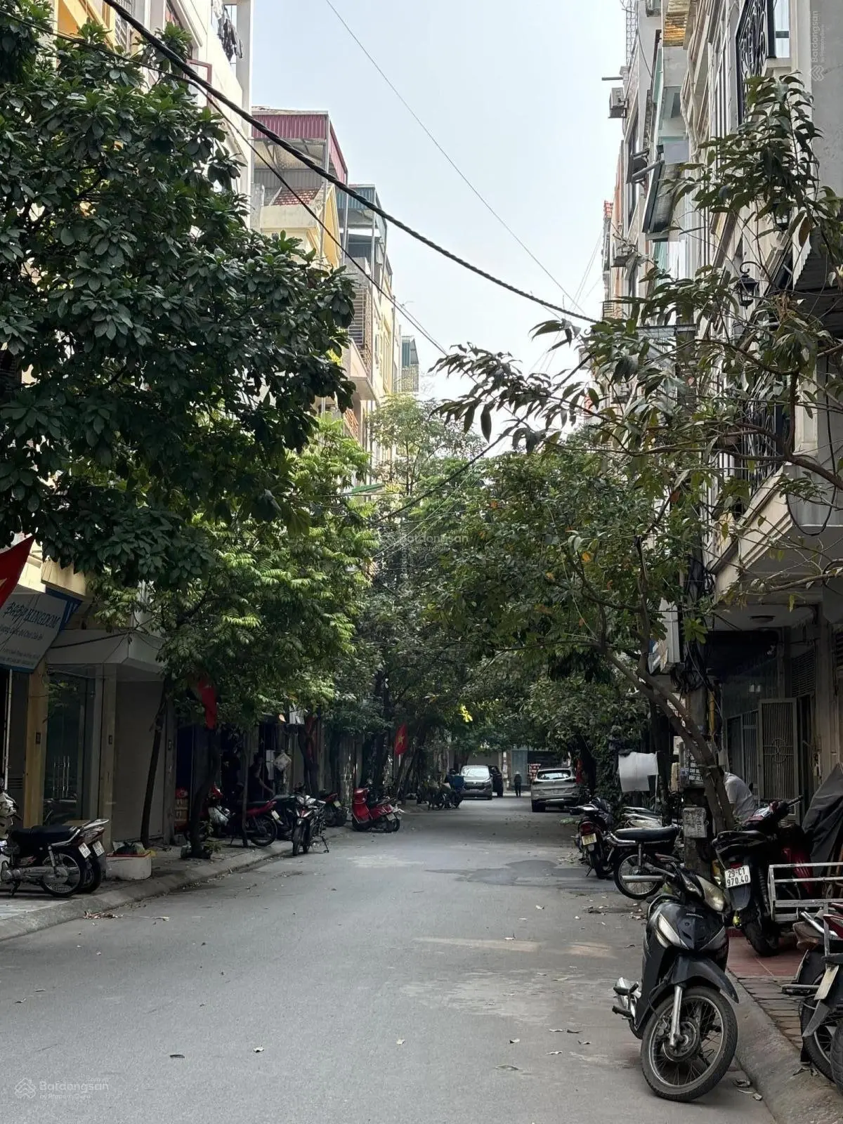 Bán nhà Chiến Thắng Văn Quán Hà Đông. Phân lô vỉa hè rộng 39m2, 4 tầng, mt 3.5m. 9,9 tỷ