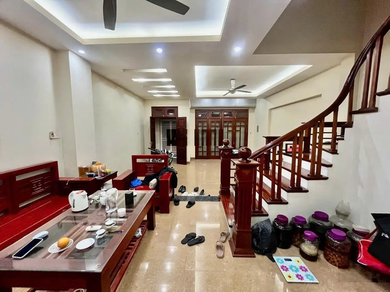 Cần bán biệt thự 90m2 chỉ 31 tỷ tại tam trinh, hoàng mai, oto tránh, vỉa hè 2 bên, kd, mặt tiền 6m