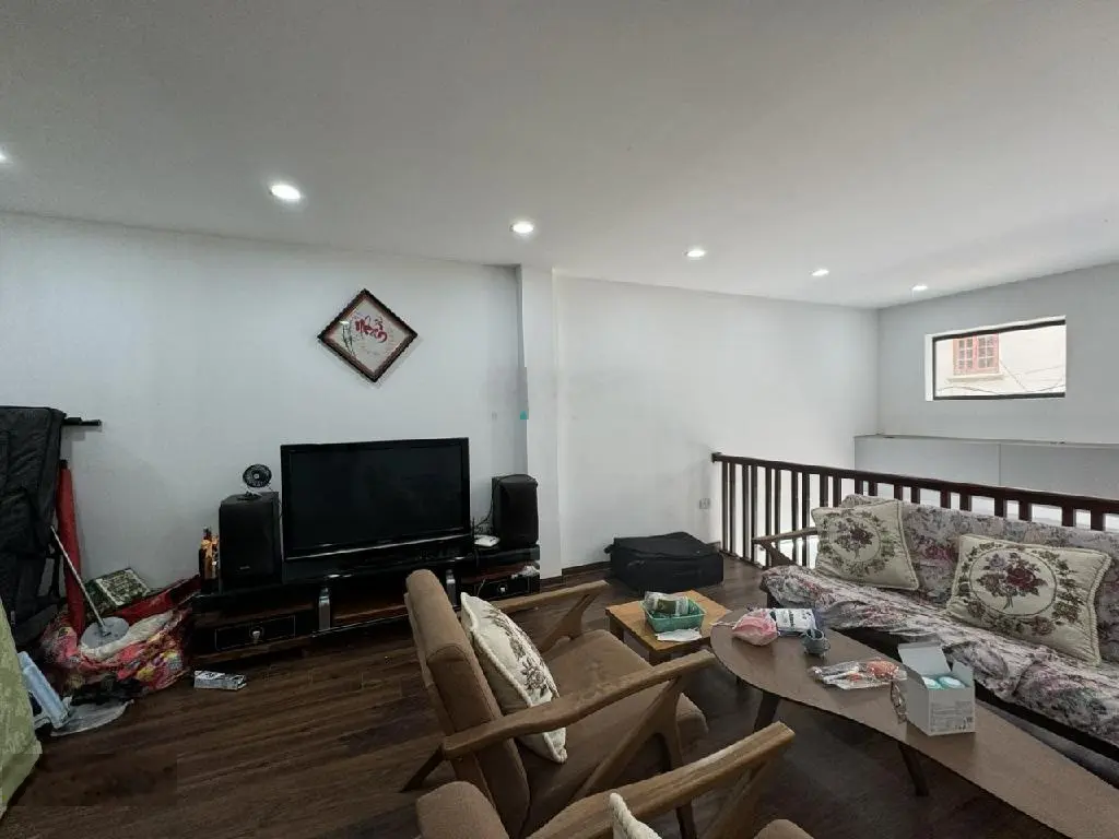 Bán nhà Bằng Liệt, Hoàng Mai, nhà mới đẹp 2 mặt thoáng, 36m2, 6.35 tỷ