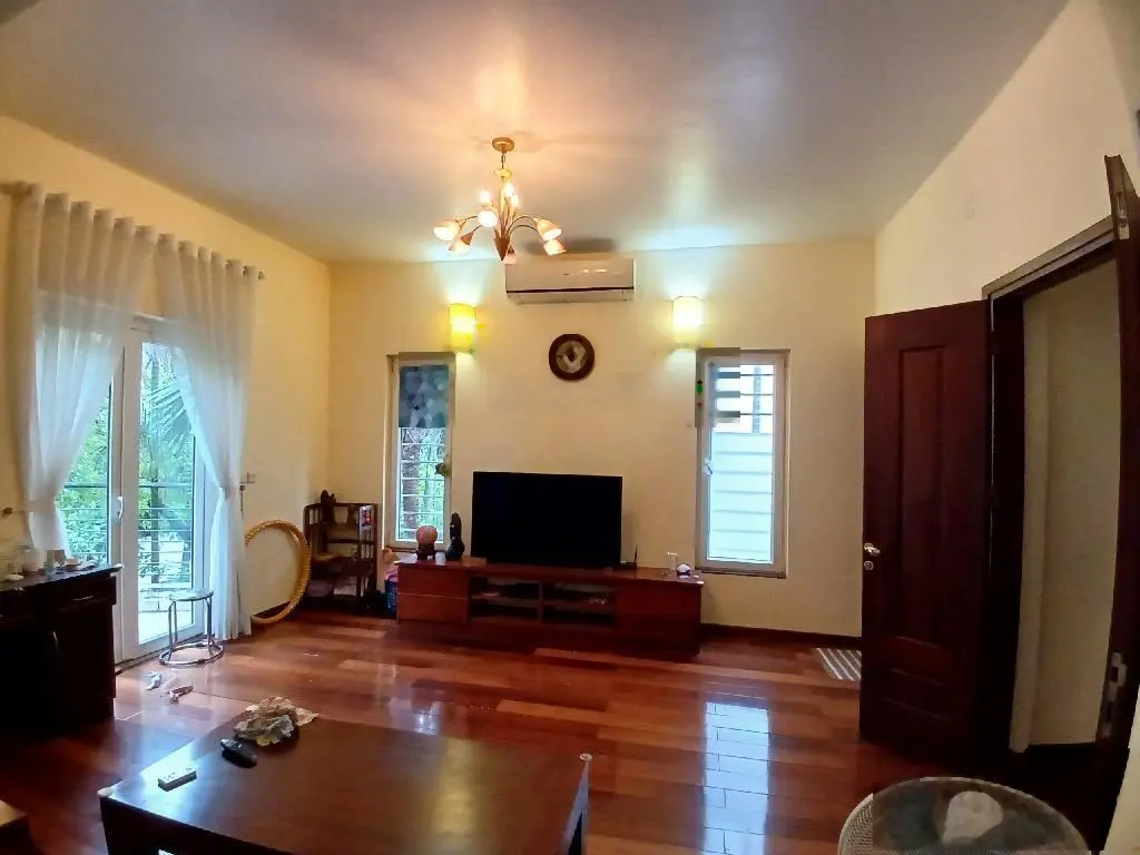 Biệt thự siêu vip Mỹ Đình, cực hiếm, cốp to sinh sống, an ninh tuyệt đối, 60 tỷ, 200m2
