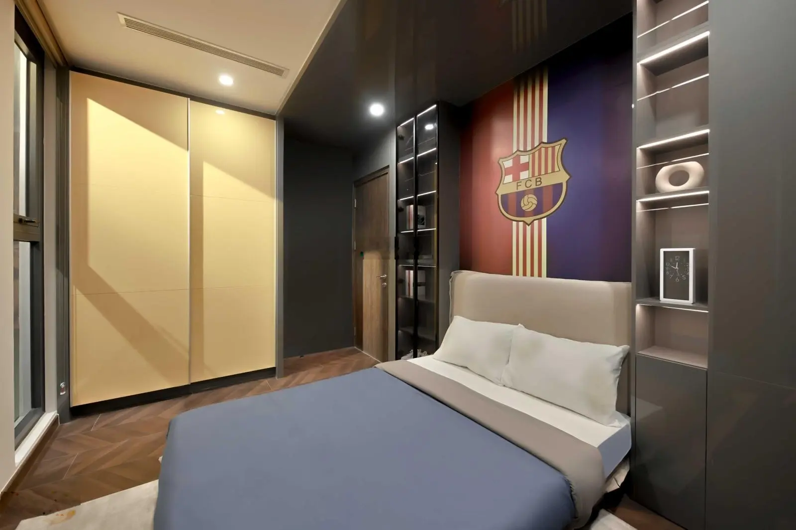 Bán căn hộ 2PN 2WC 80m2 cao cấp The Beverly tại Vinhomes Grand Park. Liên hệ 0828/030/977 Thiện