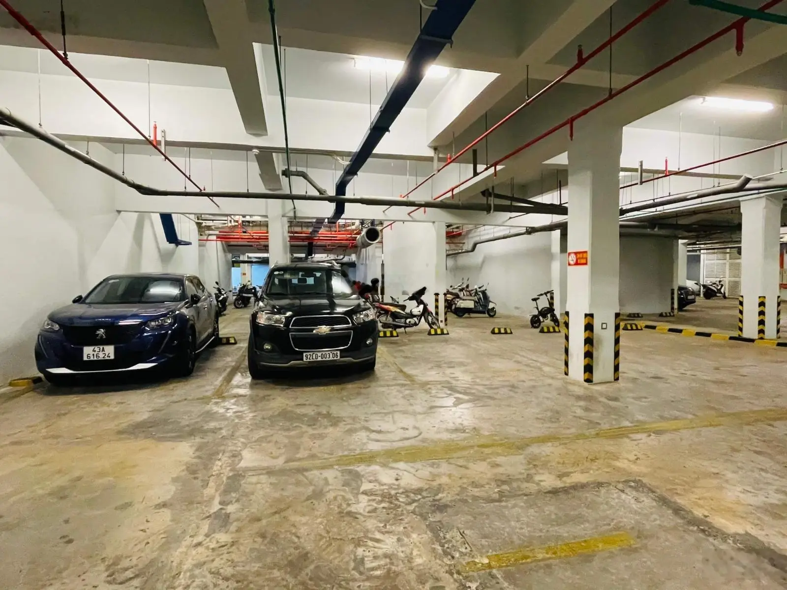 Bán chung cư Azura Đà Nẵng 1 PN tầng cao nội thất đẹp giá tốt - Toàn Huy Hoàng