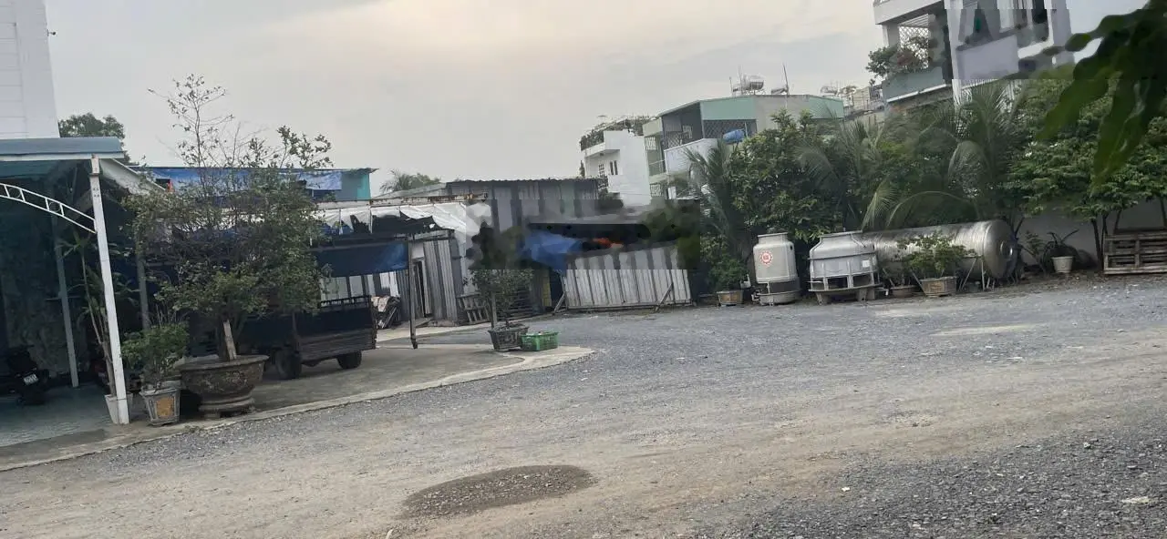 Cần tiền bán gấp nhà mặt tiền 2 căn liền kề ngay Chợ Đầu Mối Thủ Đức