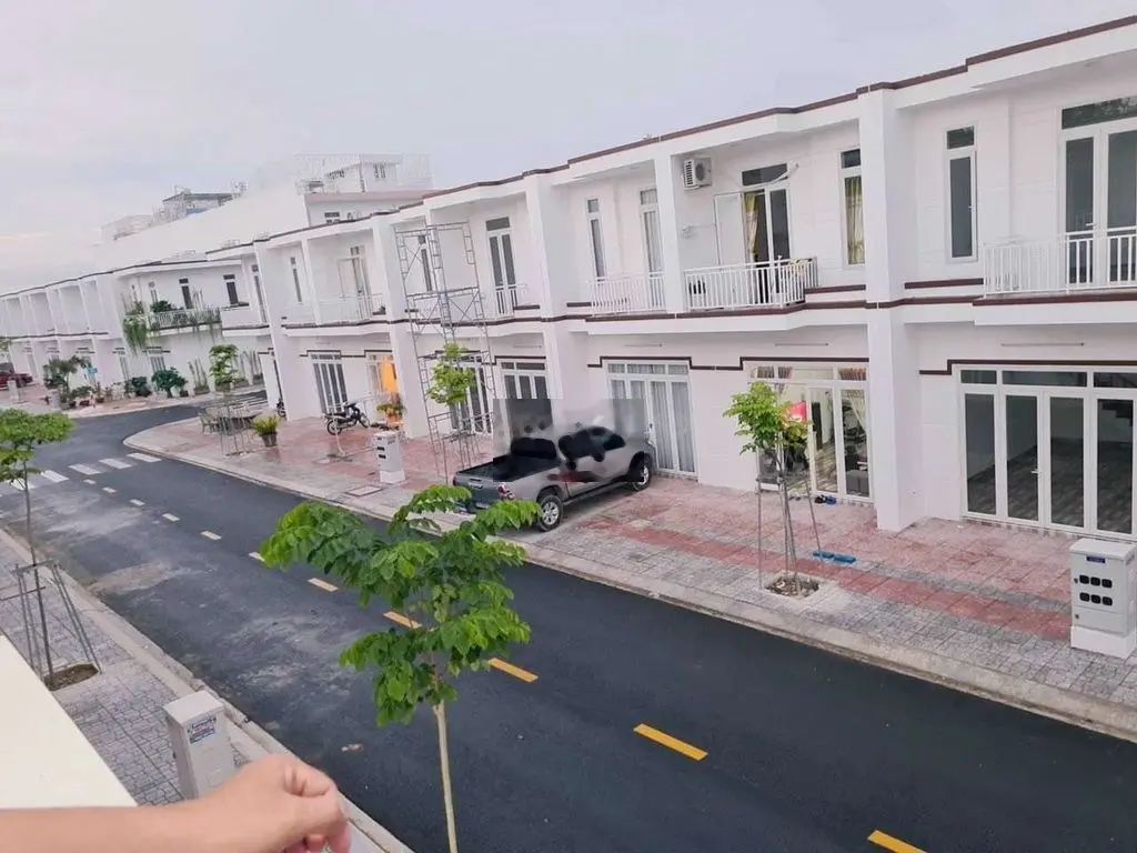 Ngộp Cần Bán Gấp Nhà Bình Nhâm 42