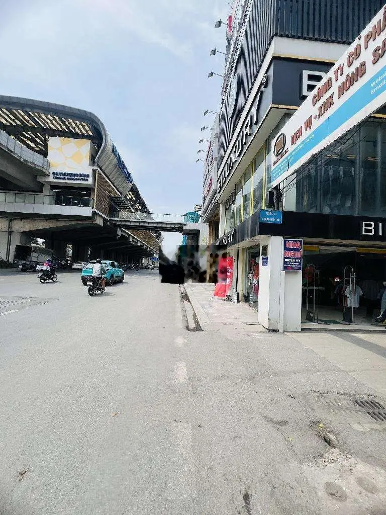 BÁN NHÀ 4 TẦNG, SÁT PHỐ NGUYỄN TRÃI , NGÕ Ô TÔ 67.4M2,MT4.8M-12 TỶ300