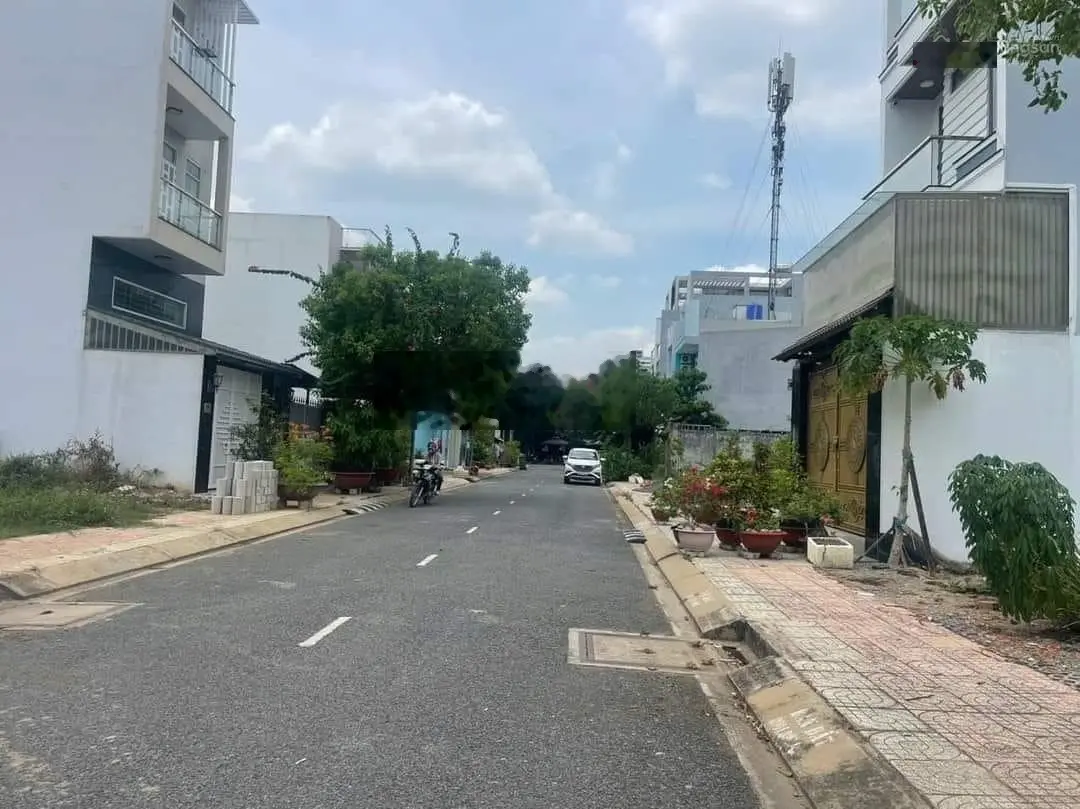 Chính chủ ngộp đất KDC 100m2 cách công an phường 7 100m2 ngay đường số 2, Phường 7, SHR