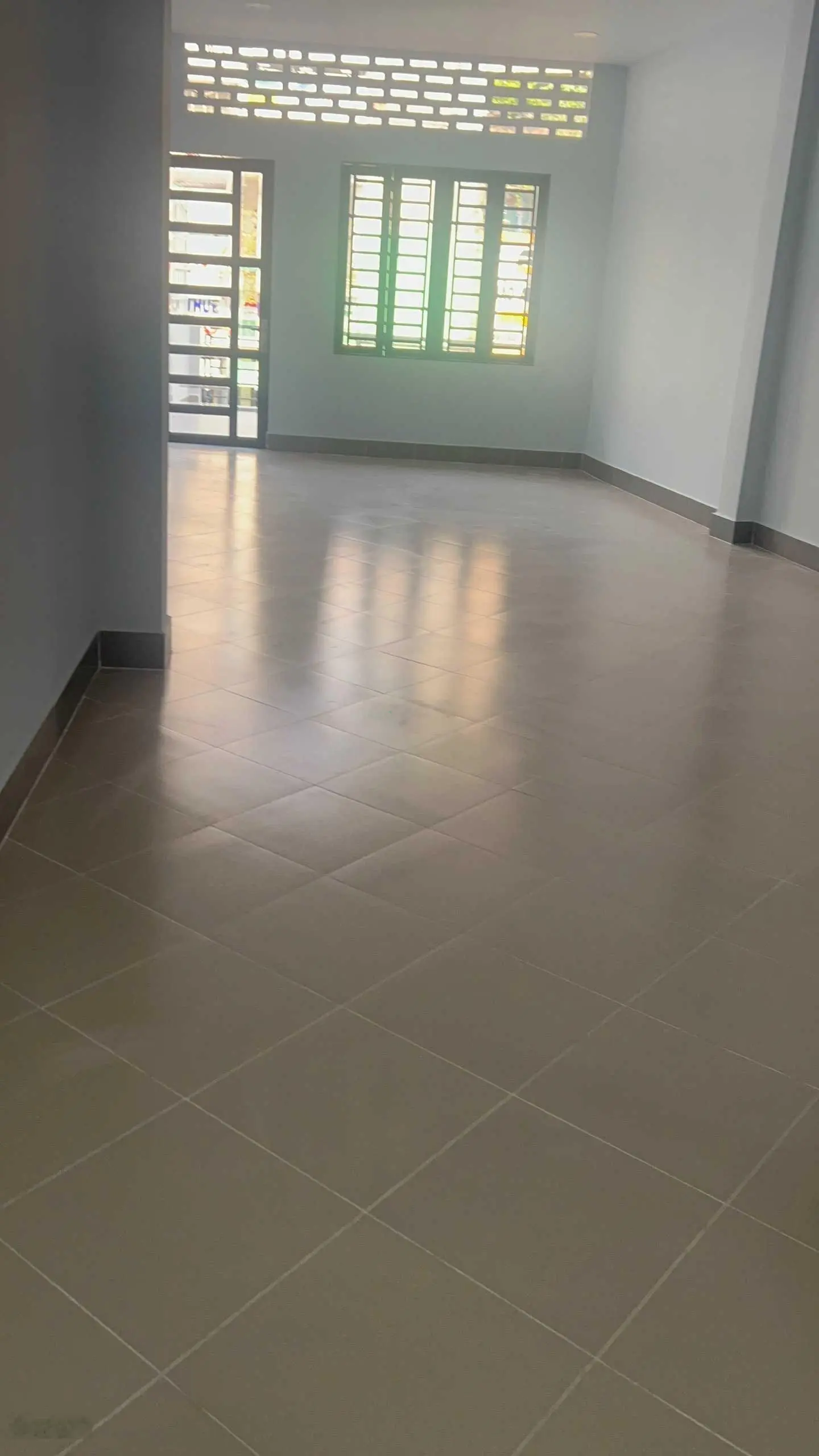 Bán nhà MT Lê Hồng Phong Quận 10 92,4m2 giá 29,5 tỷ