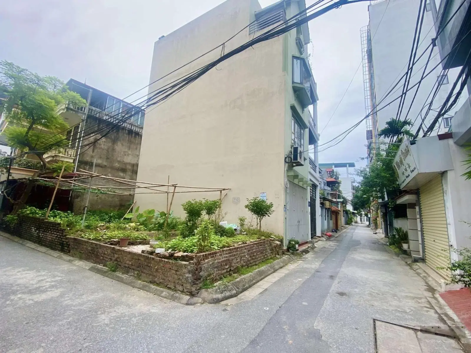 Phân lô, Phúc Lợi 120m2, chia được làm 4 lô không mất ngõ, mỗi lô 30m2, đầu tư xây nhà ở riêng lẻ