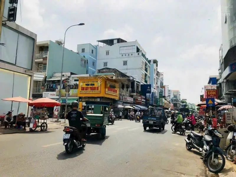 Ngộp bank, chủ gửi căn 5x20m - 1 Trệt 1 lầu, MT kinh doanh Đường Tân Hương, Quận Tân Phú