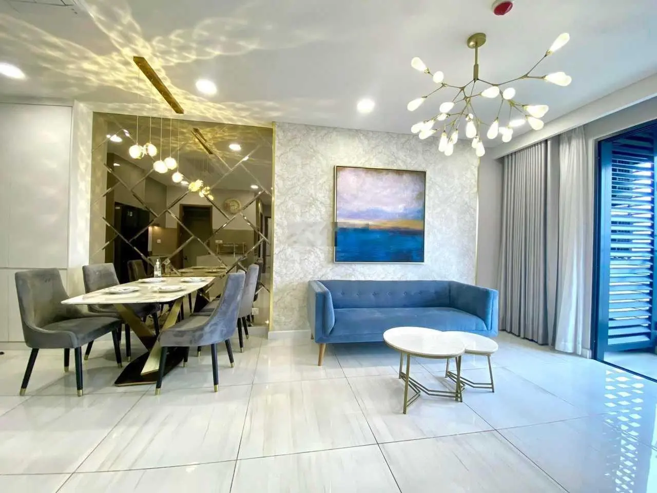 Chỉ 4.97 tỷ, tôi cần bán nhanh căn hộ 2PN Kingdom 101 73m2. LH 0918 139 *** Mr. Đa