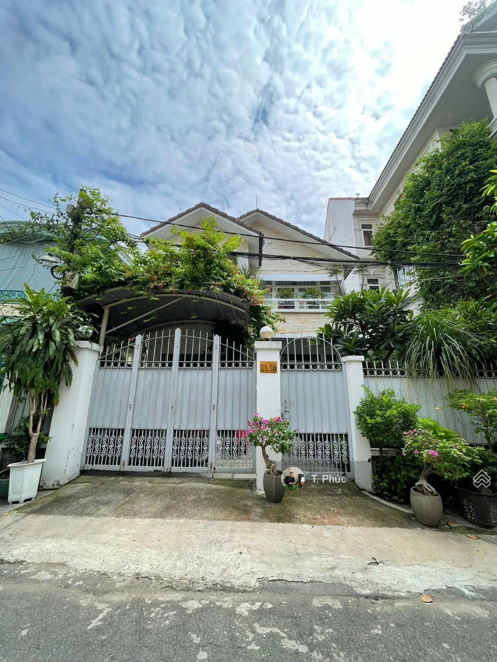 Bán biệt thự khu compound đường số 3 Trần Não, phường Bình An, Q2. DT 10.5x20M. Giá chỉ 33 tỷ TL