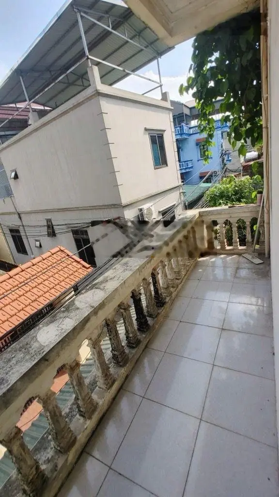 Nhà 80m2 tại Vĩnh Ninh Vĩnh Quỳnh giá rẻ