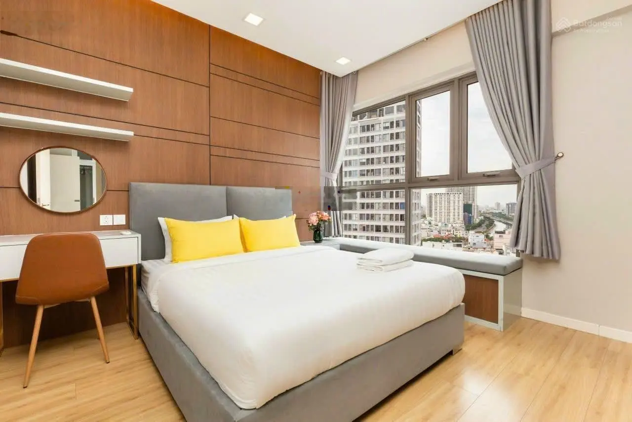 Bán chung cư Âu Cơ, DT 79m2, 3PN, giá 3 tỷ. Liên hệ mình 0931 177 *** Bảo Ngọc
