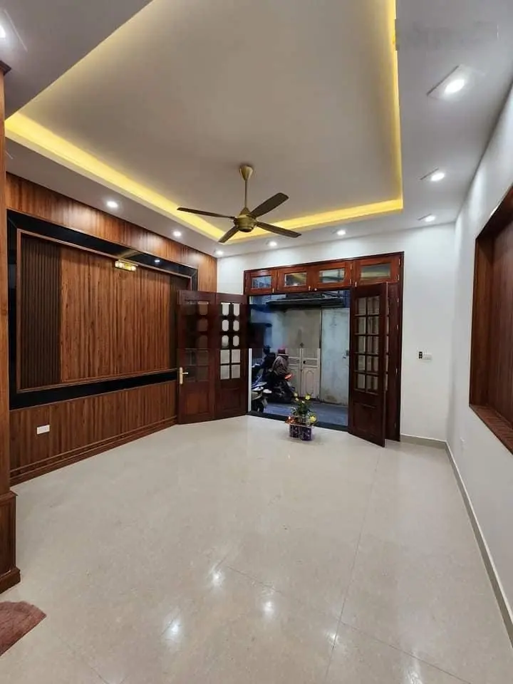Cực Hiếm ! Nhà Lê Thanh Nghị DT 48m2x6T mặt tiền 4m ngõ thông giá chỉ 7.55 tỷ