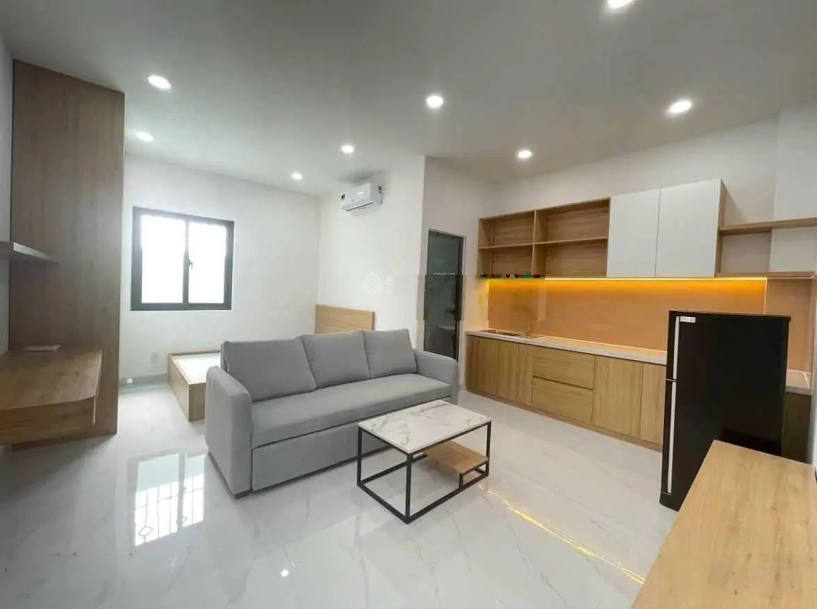 Bán nhà Hoàng Diệu 2, đang cho thuê căn hộ dịch vụ 80m2, kết cấu 5 tầng lầu