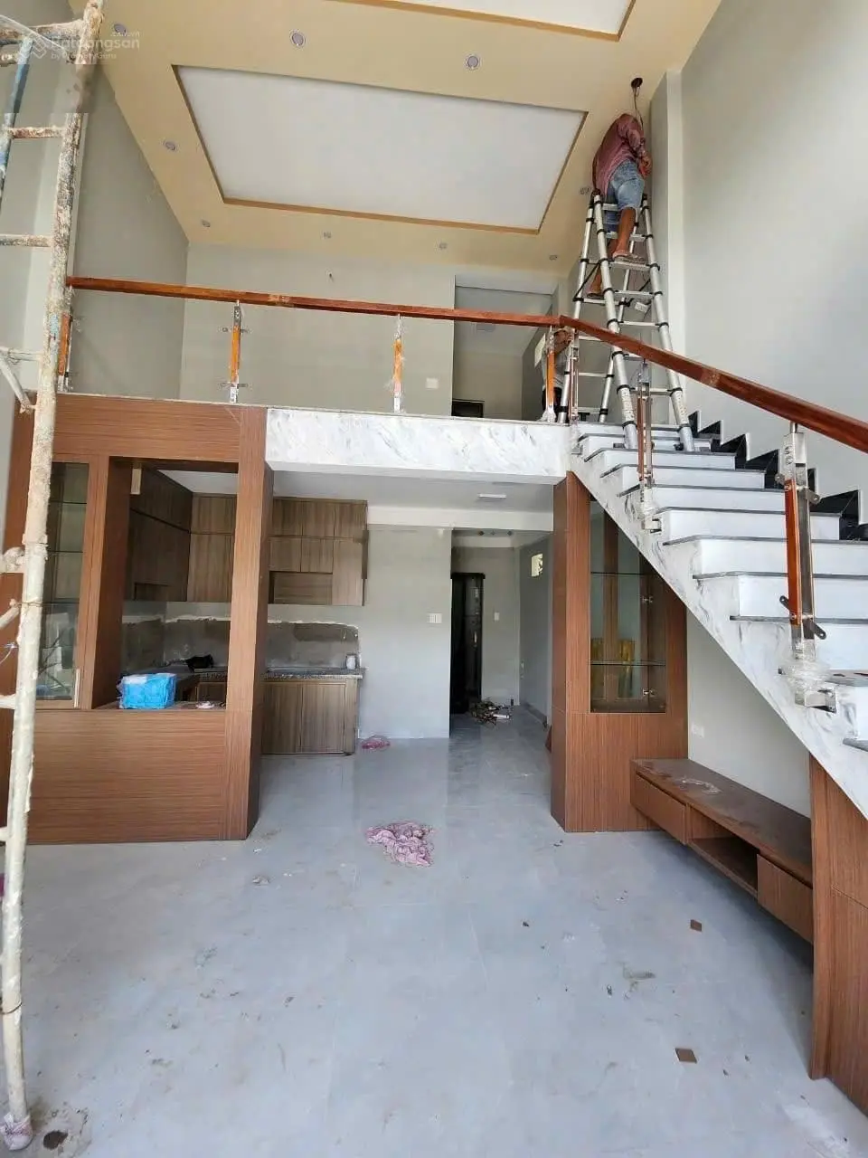 Cần bán nhà mới xây bàn giao full nội thất - DT 5x15m, sổ hồng chính chủ giá 900tr - LH 0909 362 ***