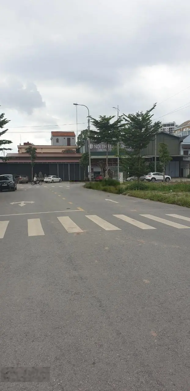Bán lô đất làn 2 Trần Nguyên Hãn, 75m2 kinh doanh ngay, sẵn sổ giá 2, x tỷ