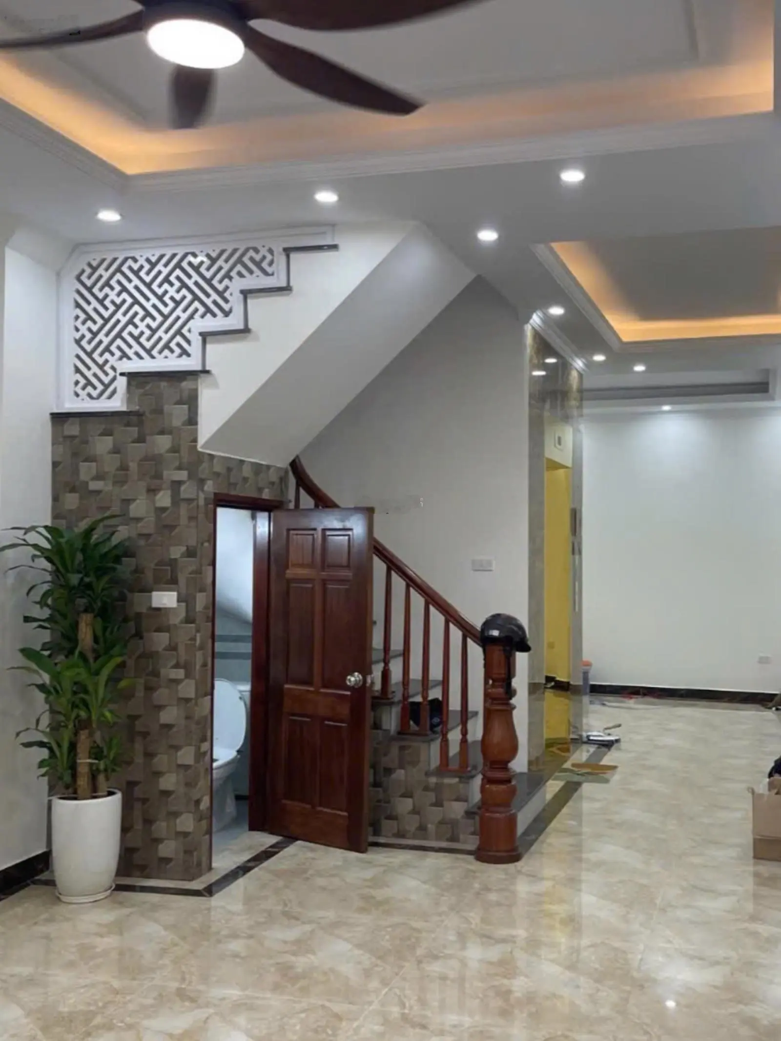 Bán nhà 5 tầng thang máy - ngô thùy sỹ- ô tô vào nhà, kinh doanh đỉnh -giá 10.5 tỷ, lh 0978052259