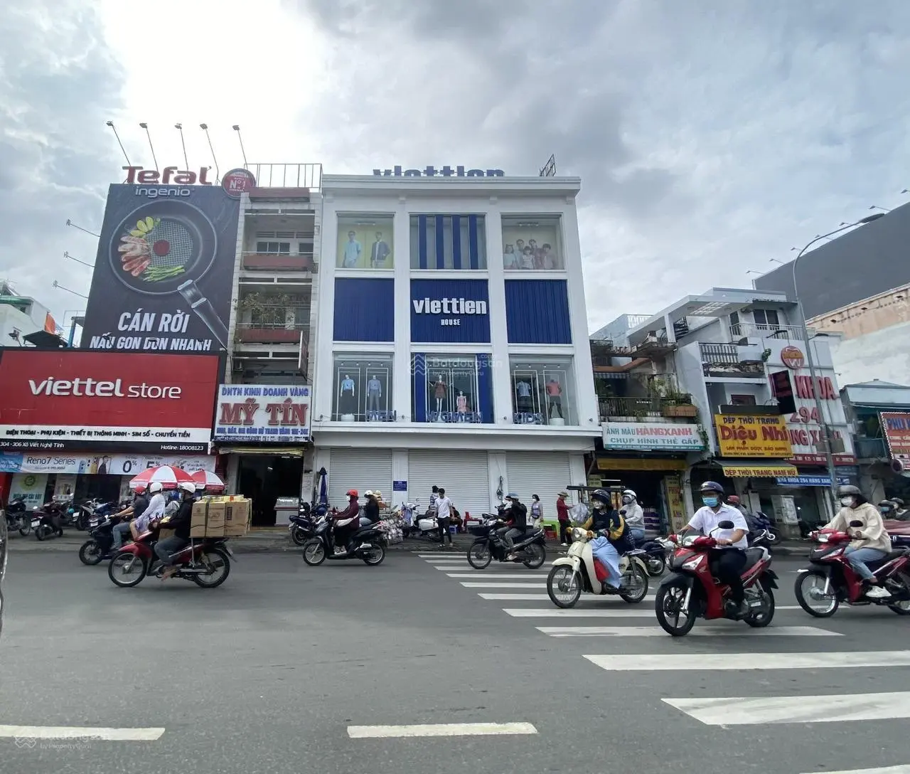 16 Tỷ - Mặt Tiền / Xô Viết Nghệ Tĩnh - Ngang : 5.5m x Dài : 16m - CN : 80m2 - 3 Tầng - 50 Triệu