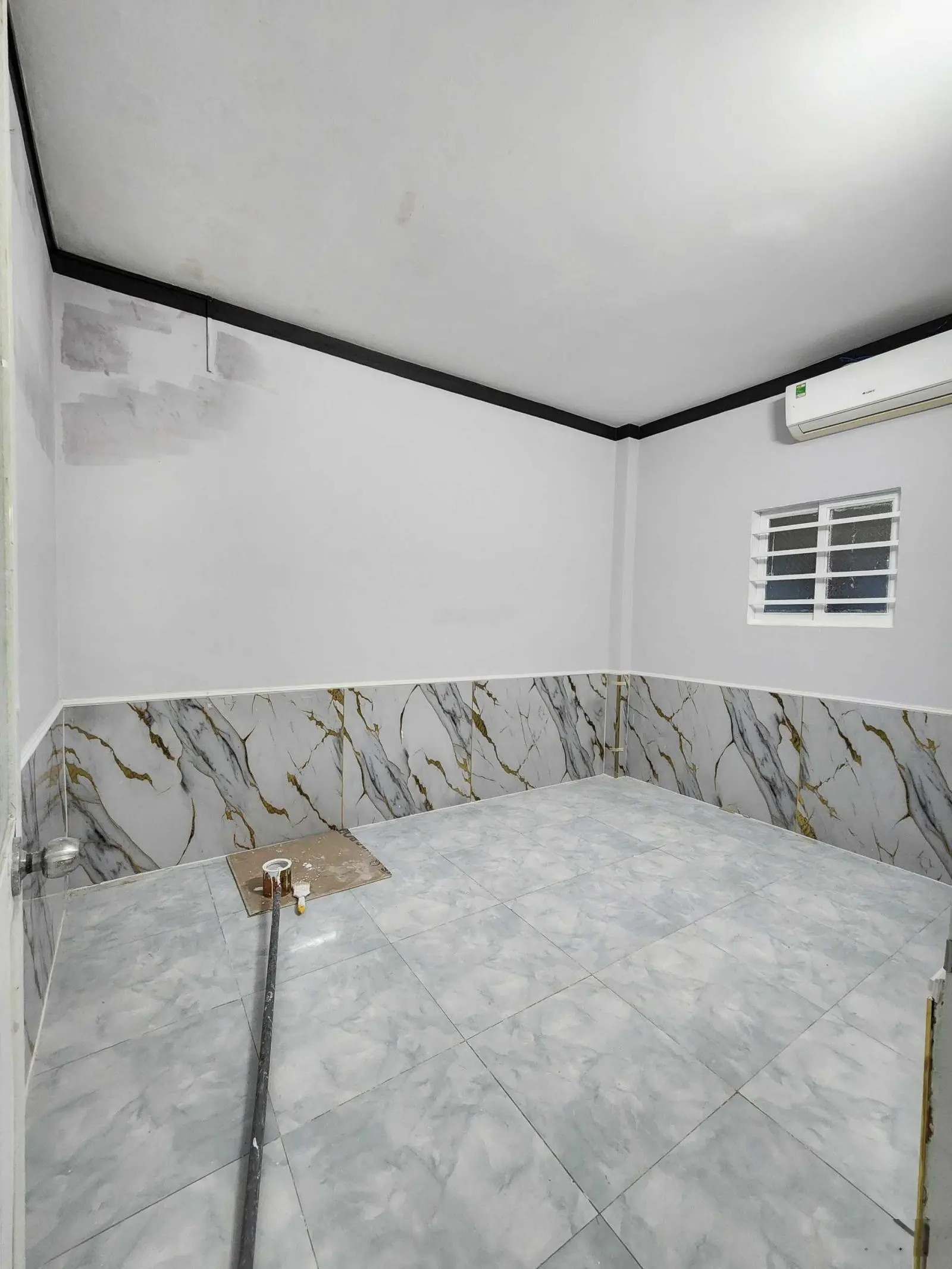 2ty080 rẻ 84m2 (6,45x13,5m) bán nhà gần GX Bà Trà, Ngã Tư Bình Chuẩn, nhà cấp 4 sân rộng 3phòng ngủ