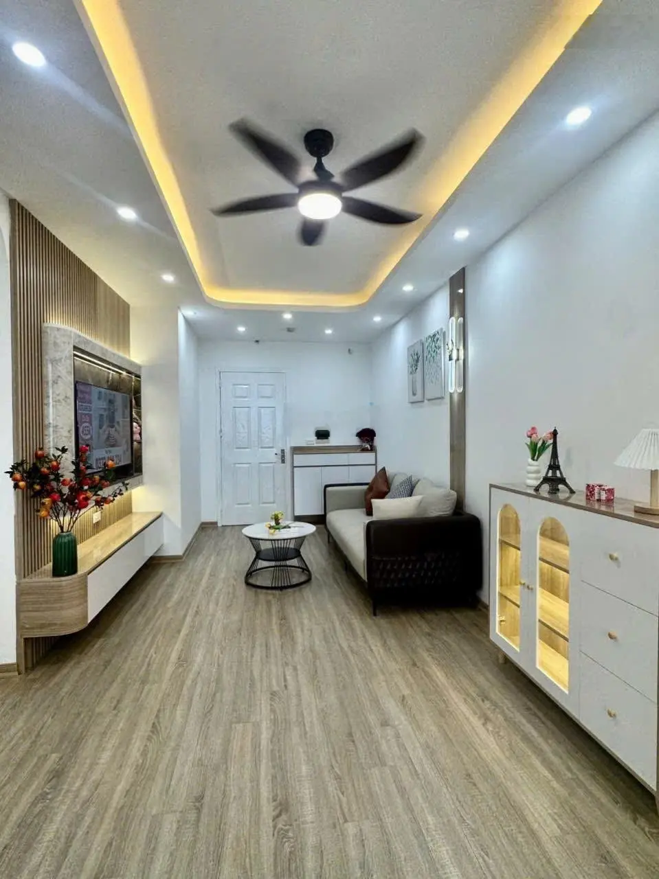 Bán nhanh căn 70.32m2, 2 ngủ& 2VS. HH 3A Linh Đàm Hoàng Mai. LH: 0966 455 *** em Thuỷ