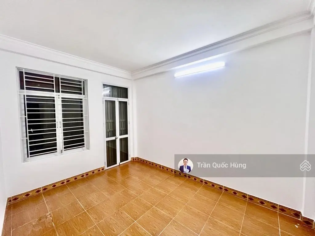 Bán nhà Gốc Đề, Minh Khai, Hoàng Mai ngõ thông, cách ô tô 20m, nội thất mới. 34m2x5T, 5.9 tỷ